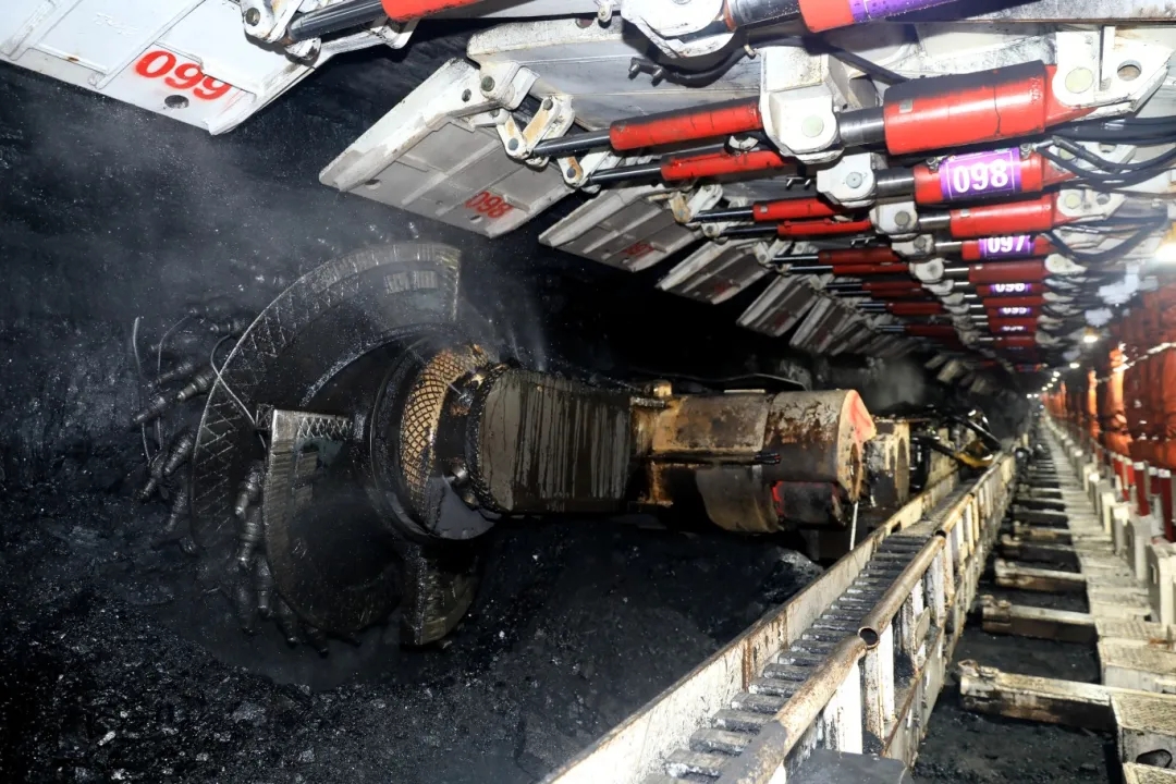 奮進(jìn)搏擊譜新篇—銅川礦業(yè)以實(shí)干實(shí)績(jī)交出“十四五”亮眼答卷